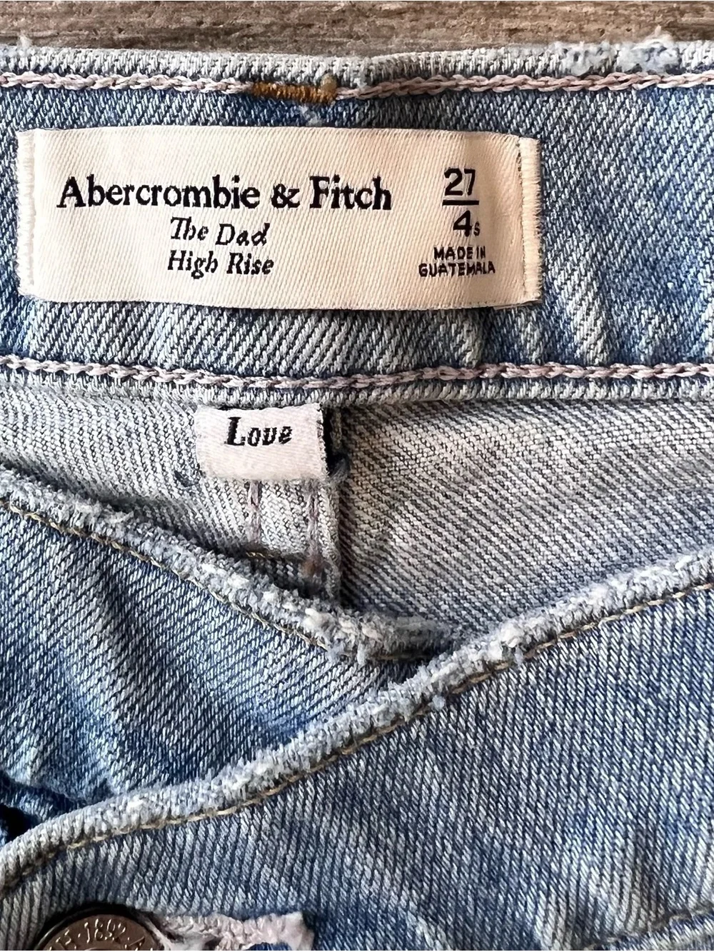Abercrombie & Fitch The Dad High Rise Curve Love Denim Shorts Size 27 / 4s - Picture 7 of 12